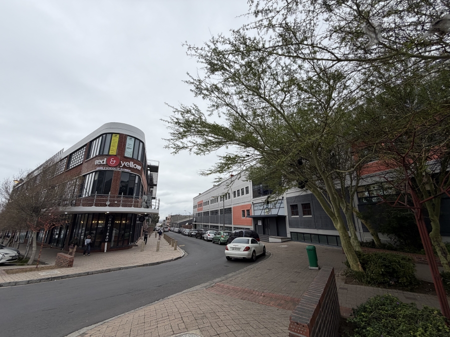 To Let Commercial Property for Rent in Salt River Western Cape